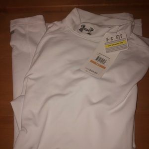 White, Under Armor, long-sleeve, fitted shirt. Size women’s small!